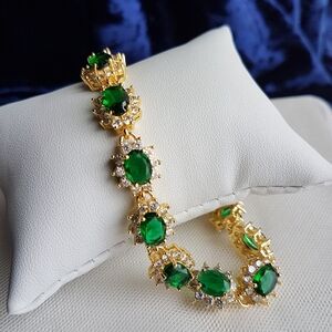 Swarovski Elements 18k Gold Plated Emerald Green Diana Tennis Bracelet NEW